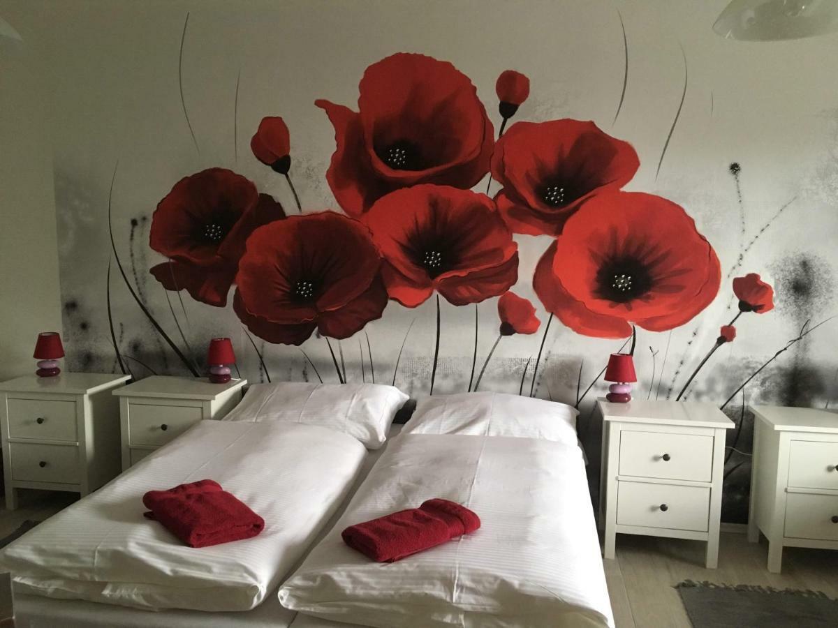 Apartmam Na Namesti II Opočno Eksteriør billede