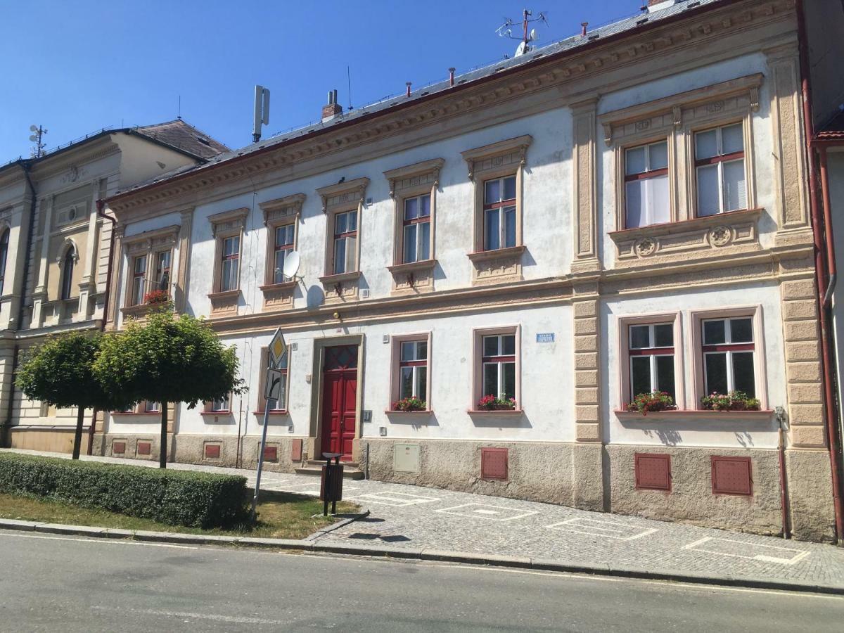 Apartmam Na Namesti II Opočno Eksteriør billede
